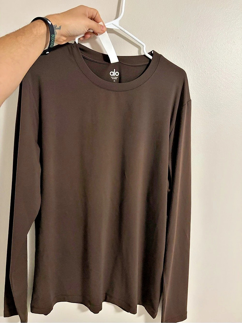 Alo Long Sleeve Tee in Brown NWT
